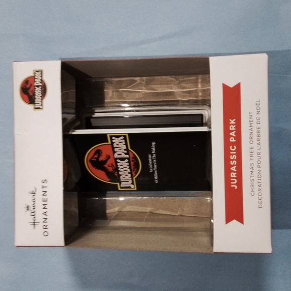 BNIB HALLMARK JURASSIC PARK VHS ORNAMENT - Picture 1 of 1